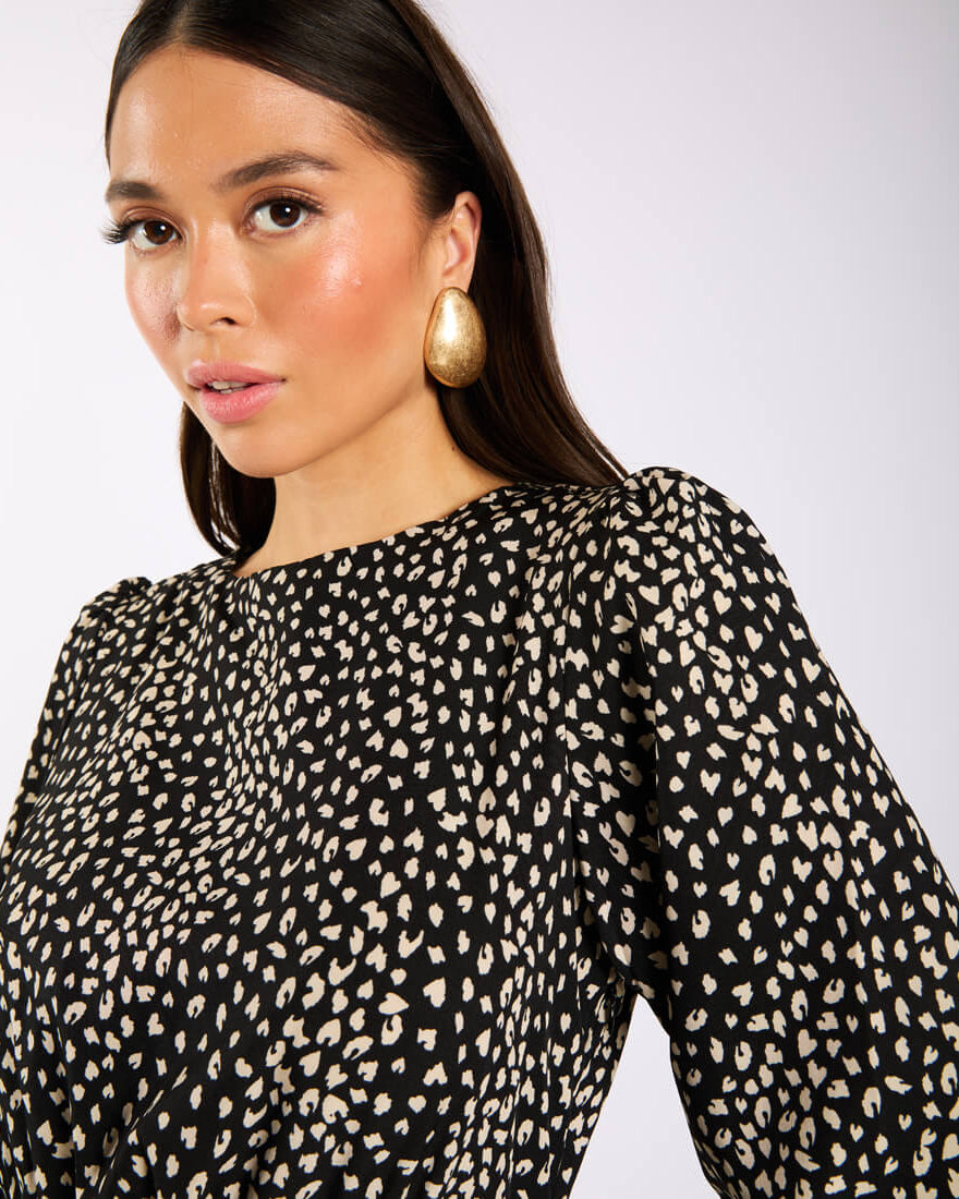 Black Spotty 3/4 Sleeve Midi Dress detail