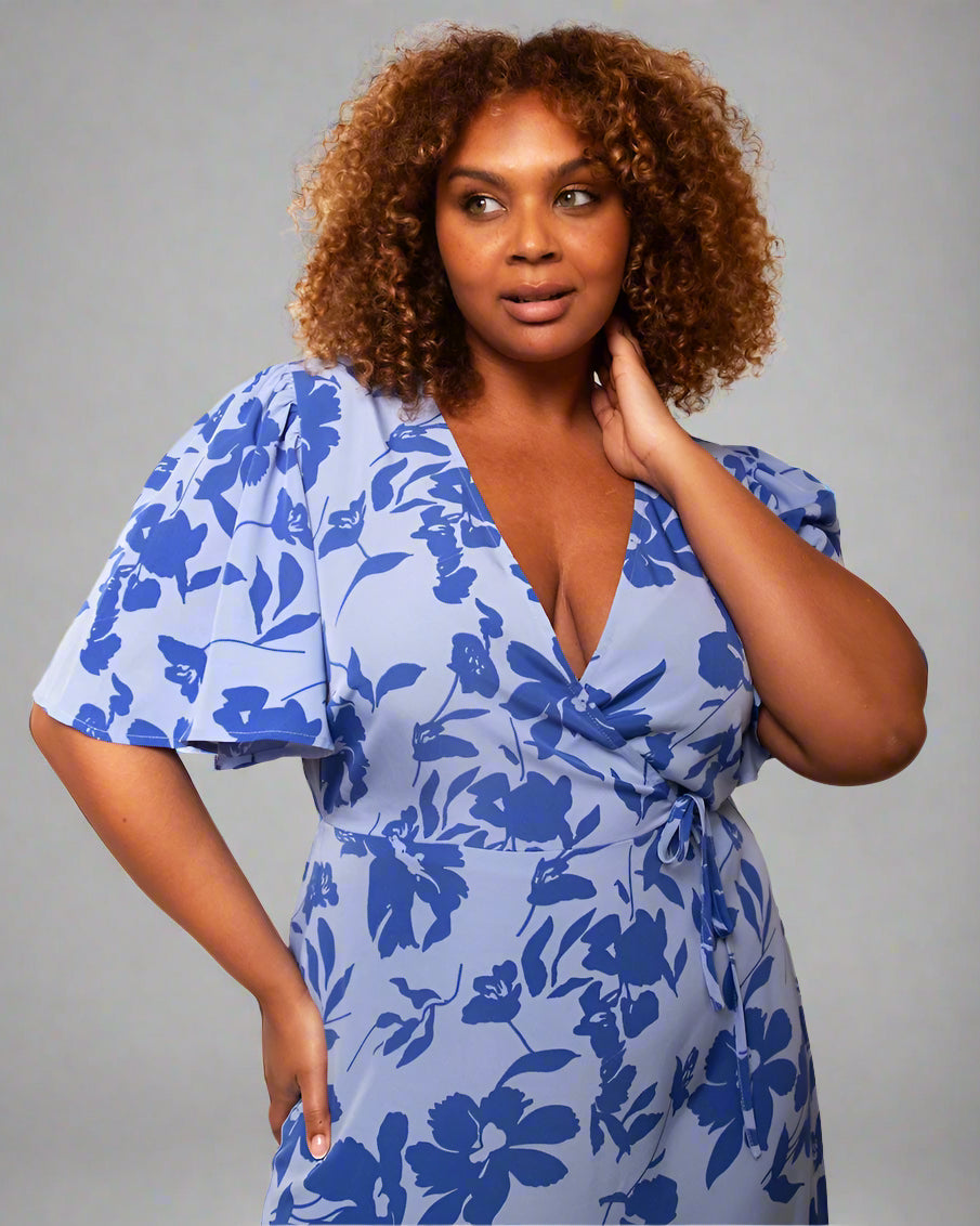 FLATTERING BLUE MIDI DRESS