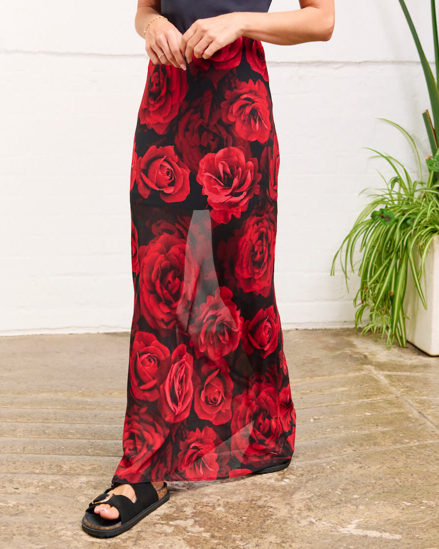 Red Rose maxi Skirt