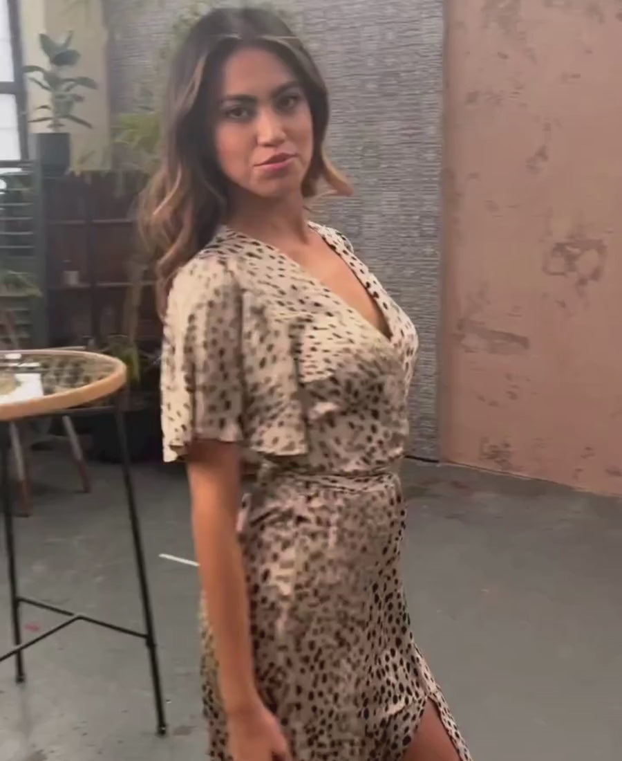 SPOTTY WRAPED DRESS CREAM