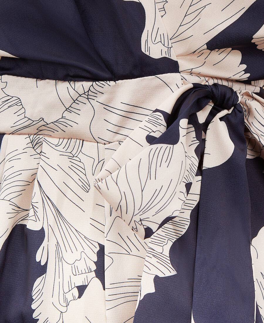 NAVY LEAF JUMPSUIT DETAIL